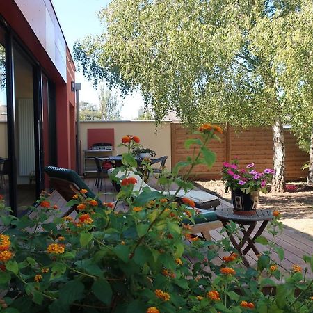 Au Jardin De L'éventail Bed and Breakfast Le Mans Exterior foto